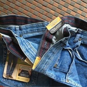 Mens New Wrangler Flex Waist 34x32 Jeans